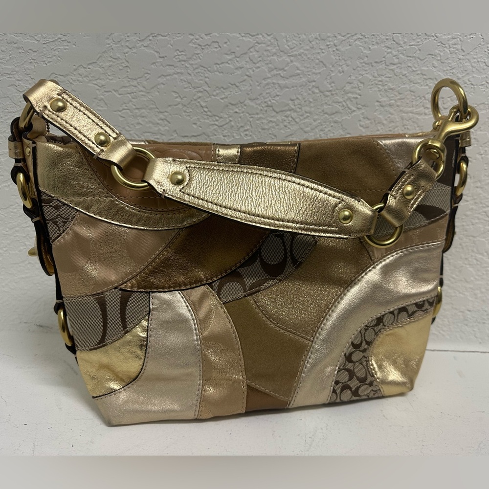 Super RARE Gold LIKE NEW Coach Hobo Bag